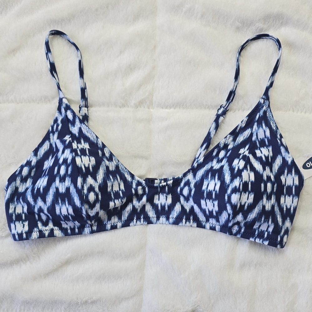 NWT Old Navy Blue and White Ikat Print Swim Top ONLY Size L